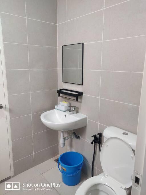 Safiyya Homestay 켈루앙 외부 사진