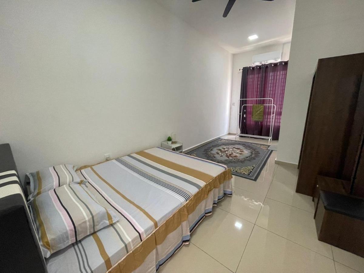 Safiyya Homestay 켈루앙 외부 사진